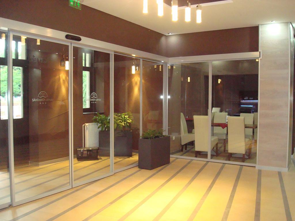 Hotel Fuerdohaz Nyíregyháza 외부 사진